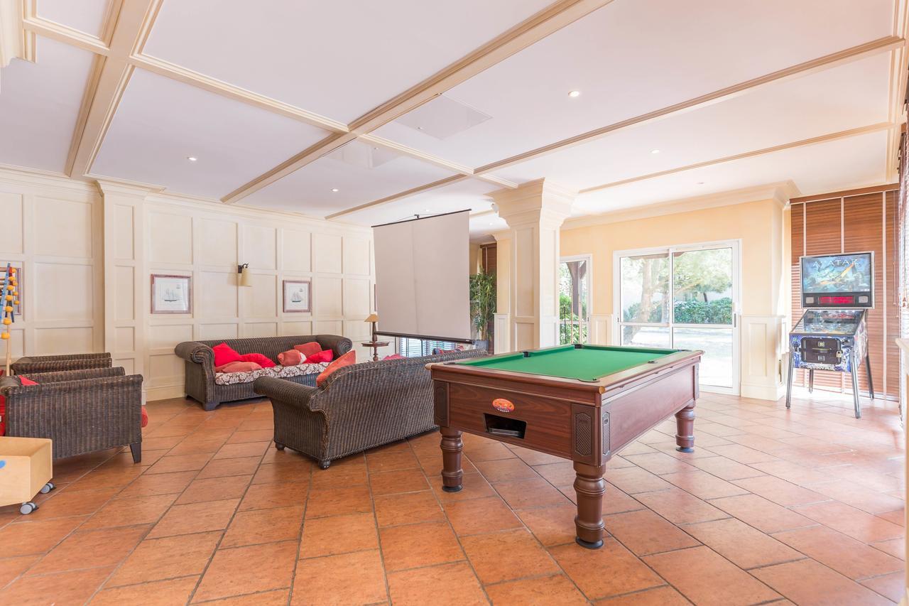 Pierre & Vacances La Residence Du Golf Deauville Bagian luar foto
